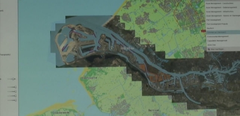 geobusiness-magazine-esri-special-achievement-2014-port-of-rotterdam-portmaps-gis-project-video-port18