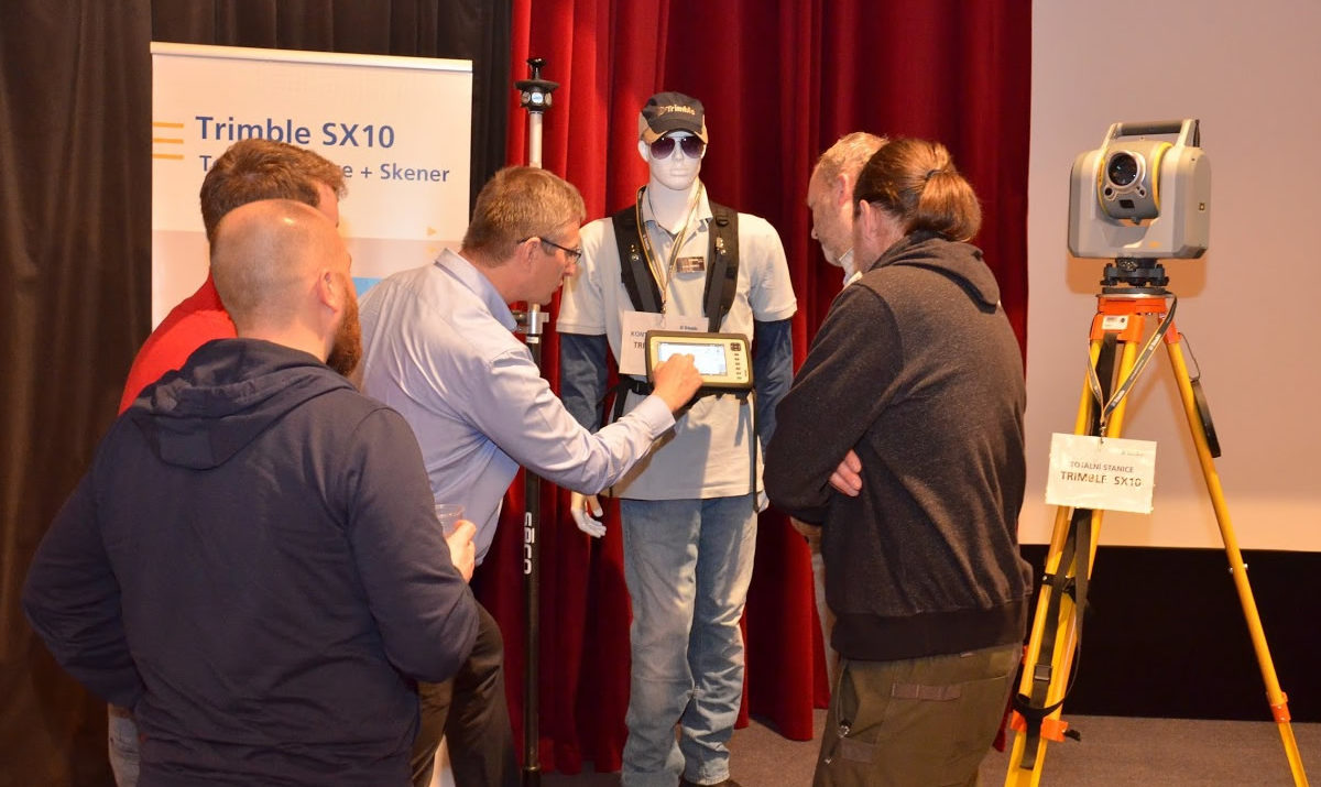 Trimble Express 2018 / foto archiv firmy Geotronics Praha