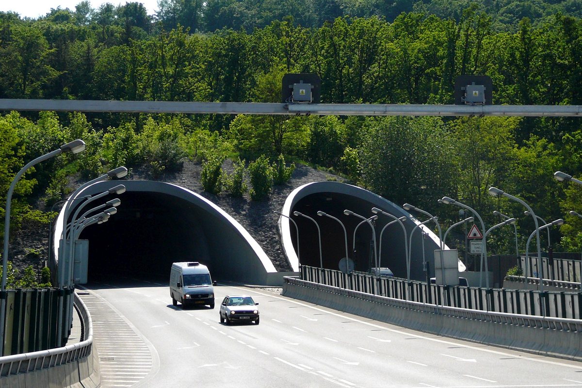 Pisárecký tunel, foto Pavel Ševela, Wikimedia Commons