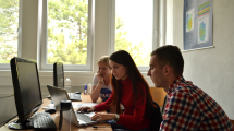 Tým Dříči (zleva Lenka Trnová, Kateřina Blažková, Pavel Vyvlečka) / foto Tomáš Pour, katedra geoinformatiky UPOL